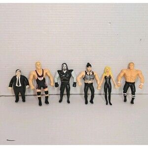 WWF Bend Ems Lot 6 Figures Undertaker Sable Paul Bearer HHH Owen Hart Chyna WWE